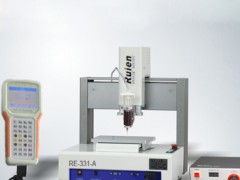 革新电子产品制造 全自动三维点胶机RE-331A的技术与应用解析